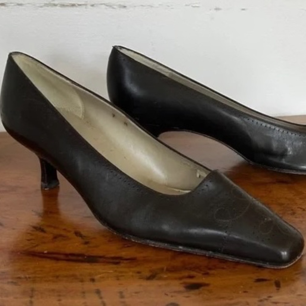 Talbots Dark Brown Leather Pumps 7